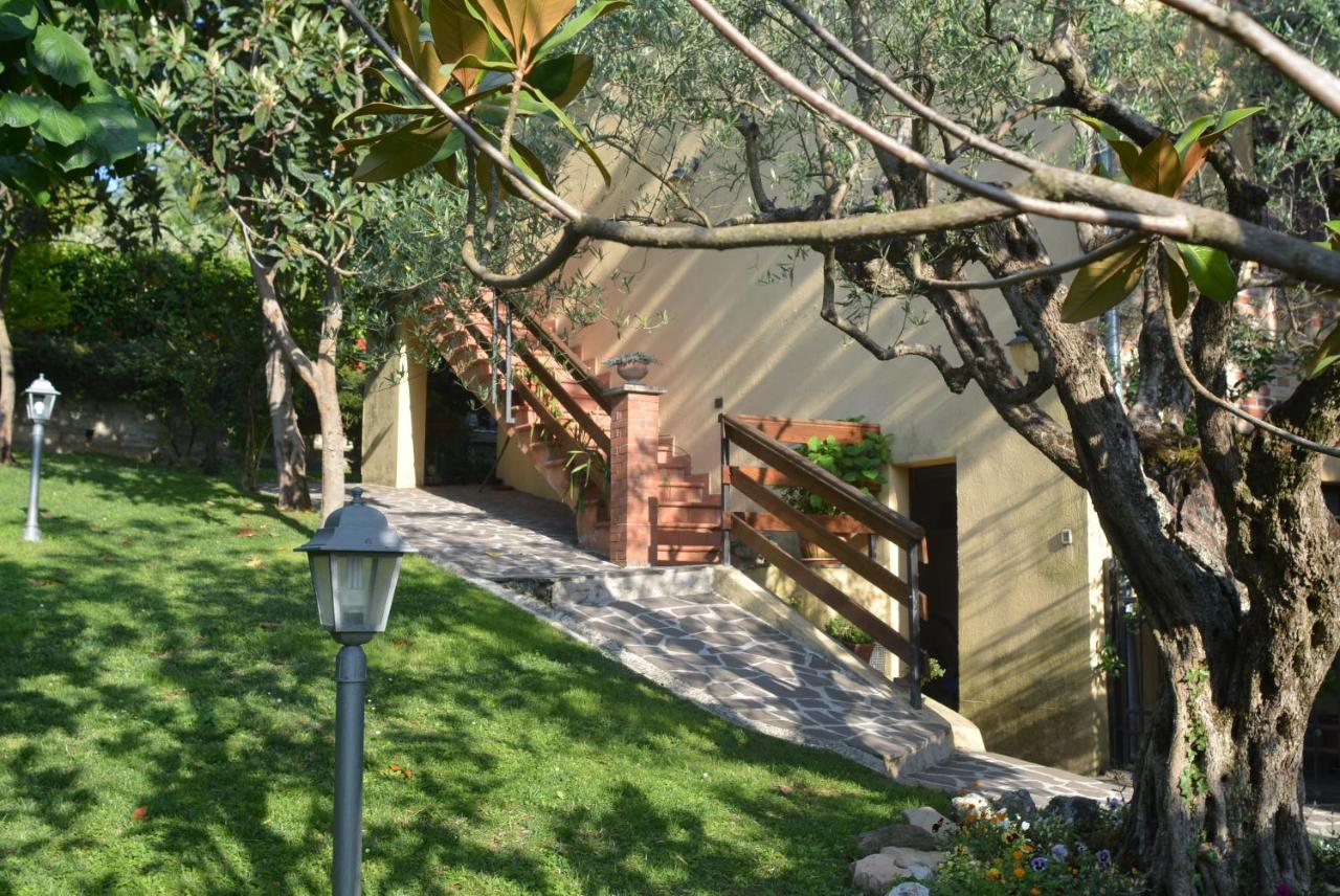Villa Mischianti กุบบีโอ ภายนอก รูปภาพ