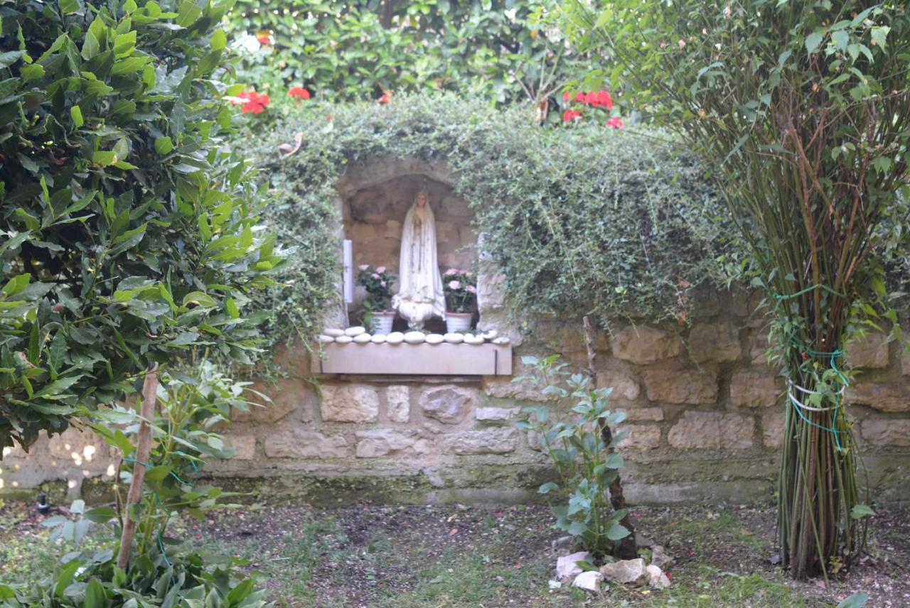 Villa Mischianti กุบบีโอ ภายนอก รูปภาพ